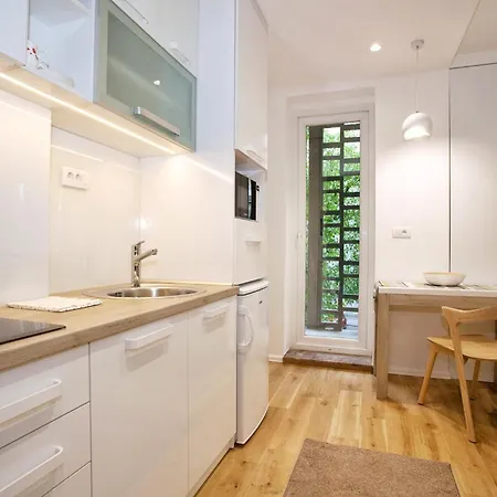 Hostgost Selected - Skadarlija Square