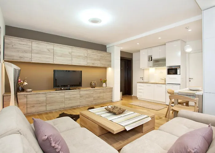 شقة Hostgost Selected - Skadarlija Square بلغراد