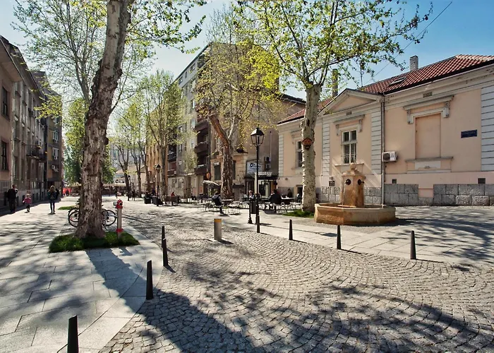 Hostgost Selected - Skadarlija Square شقة بلغراد